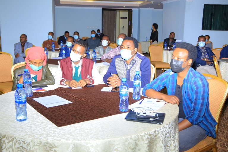 ሁለተኛውን ሀገር አቀፍ የሁለተኛ ደረጃ ትምህርት ቤቶች የምስለ-ችሎት ውድድር ለማዘጋጀት በኢሰመኮ የተካሄደ የውይይት መድረክ